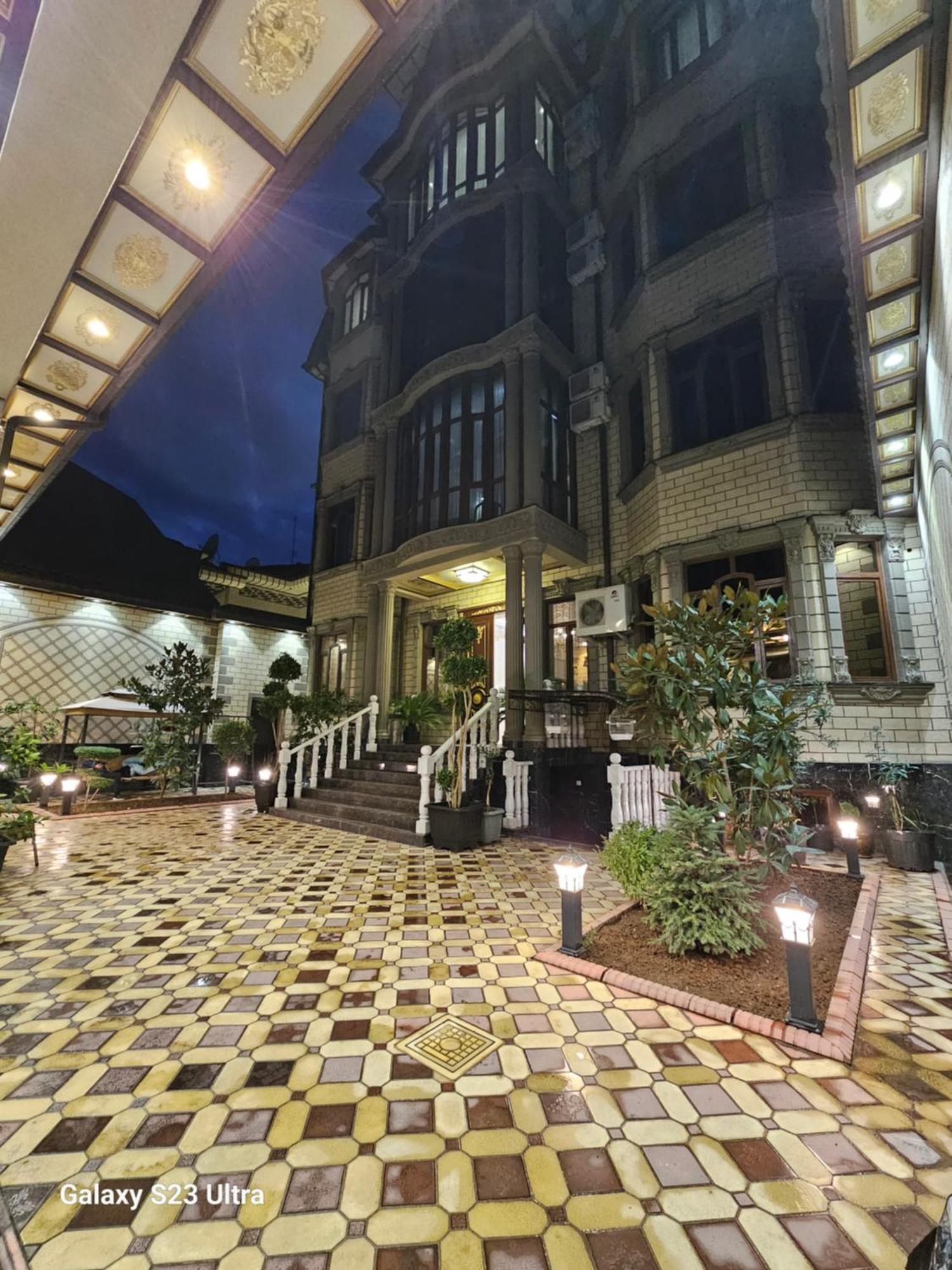Hotel Sharq Dushanbe Exterior photo