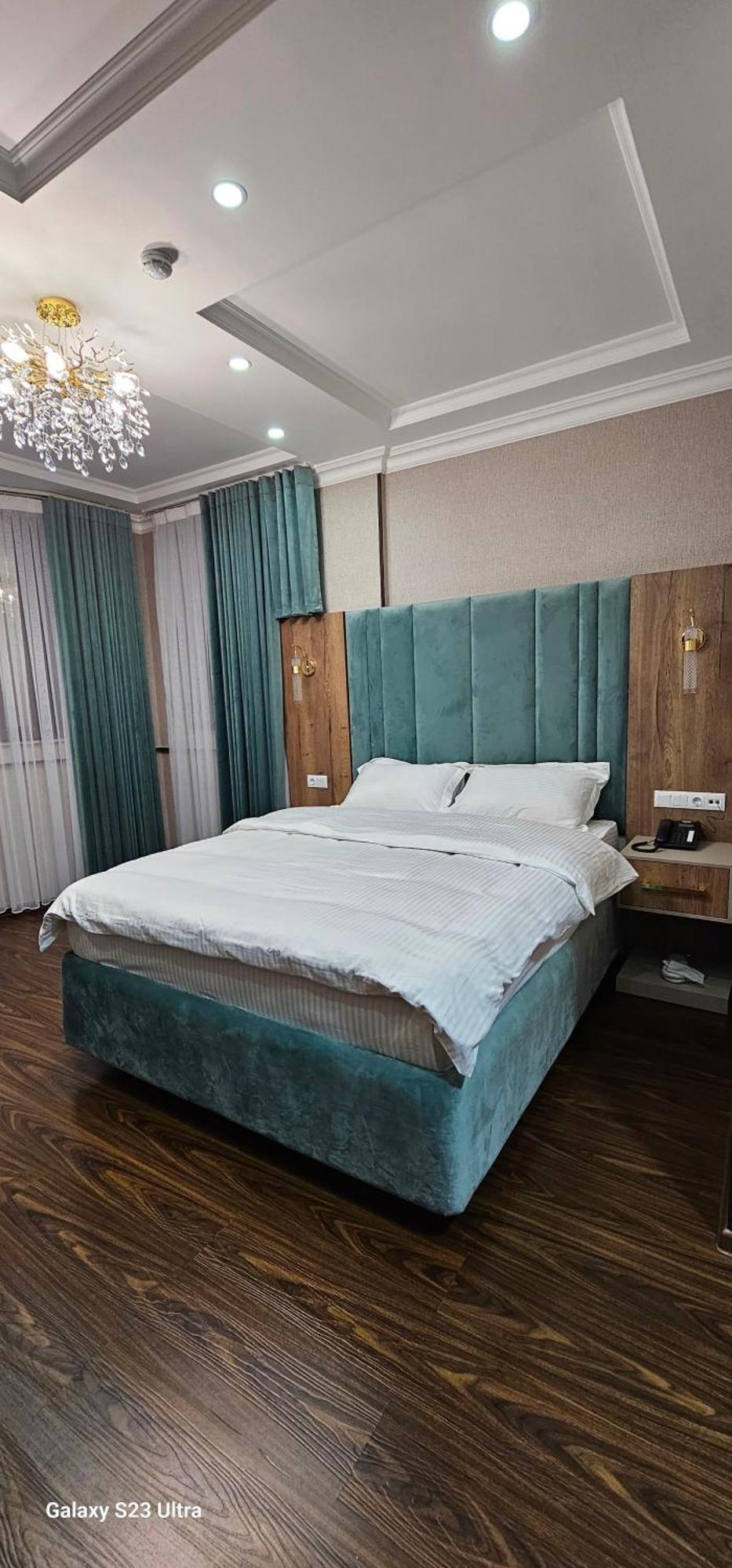 Hotel Sharq Dushanbe Exterior photo